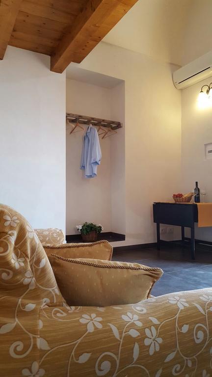 La Dimora Del Decano Villa Шикли Екстериор снимка