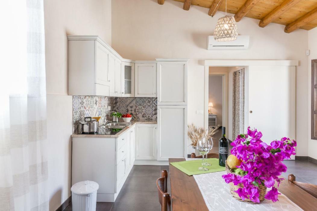La Dimora Del Decano Villa Шикли Екстериор снимка